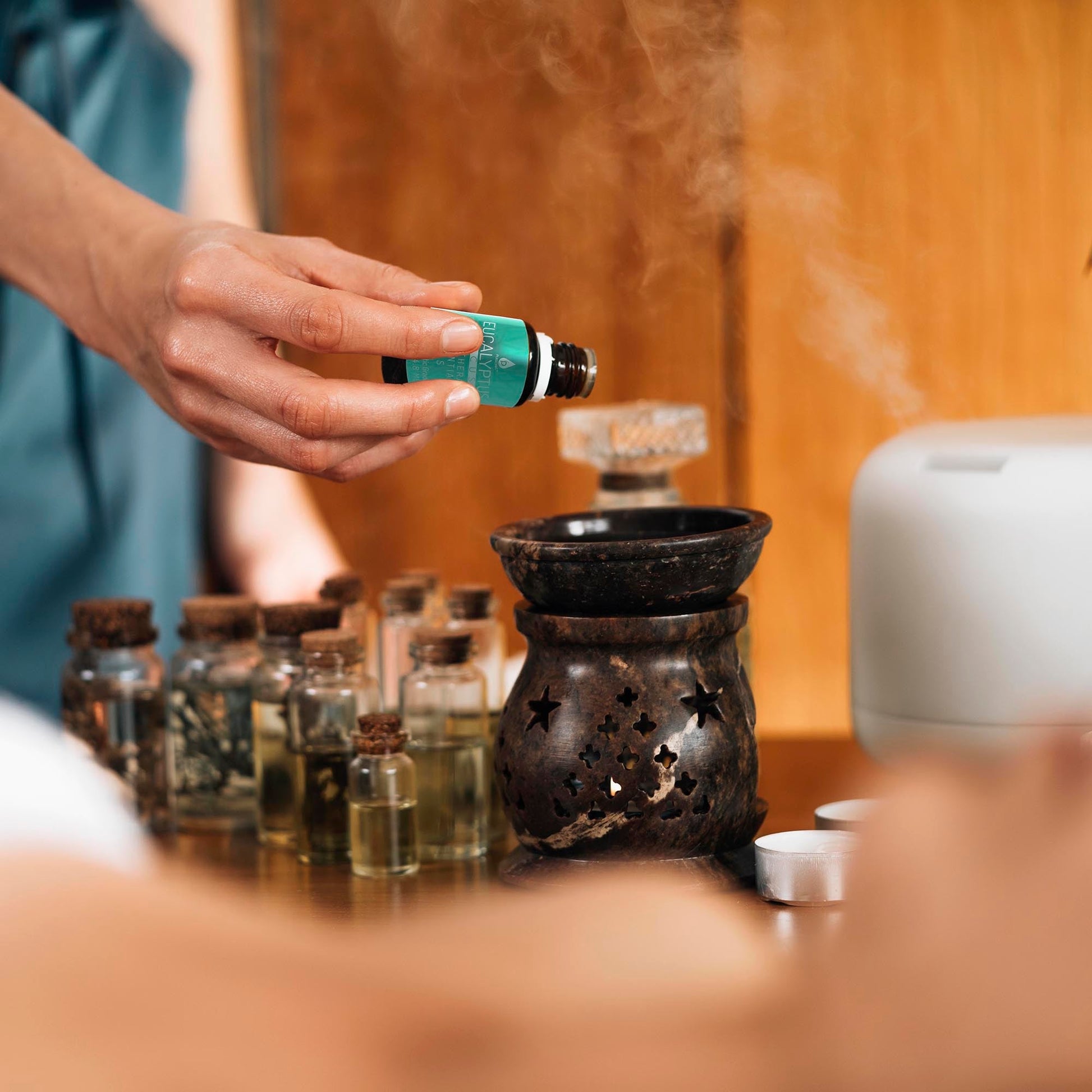 3 Pack Aromatherapy Essential oils (Lavender, Eucalyptus, Frankincense) - LazyComfort